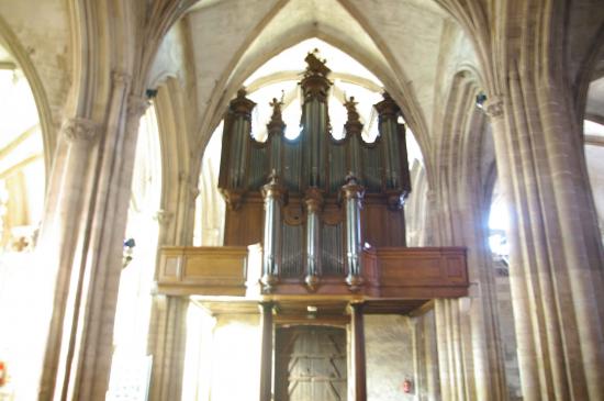 l'orgue de l'église ( début XIXe s.)