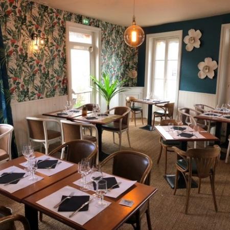 Petite salle resto 2